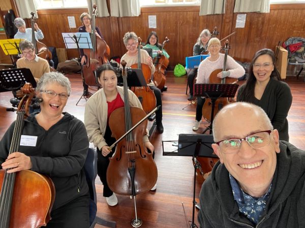 cellos