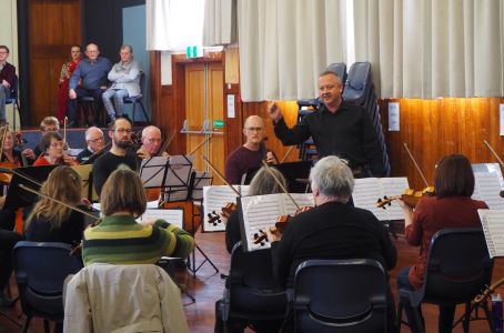 Mark conducting